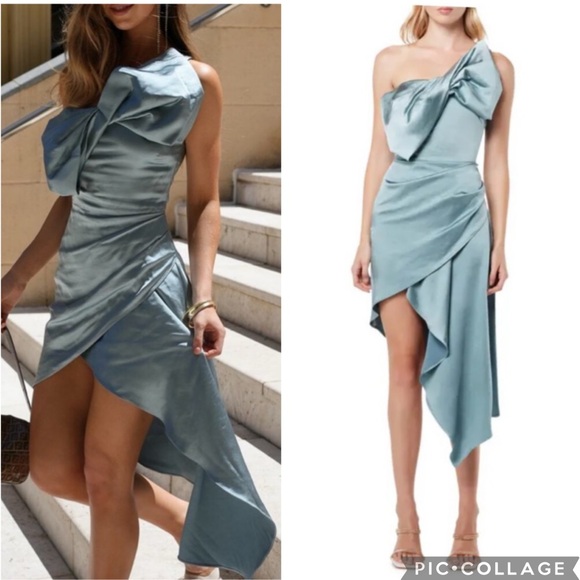 Elliatt Dresses & Skirts - Elliatt Asymmetrical One-Shoulder Mini Dress in Light Blue